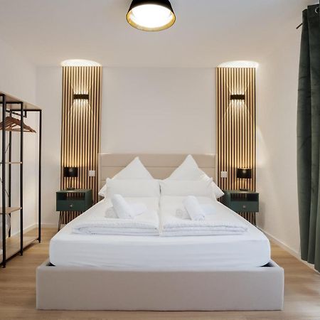 Neu / Design / Altstadt / Kueche / Netflix 바드사킹겐 외부 사진