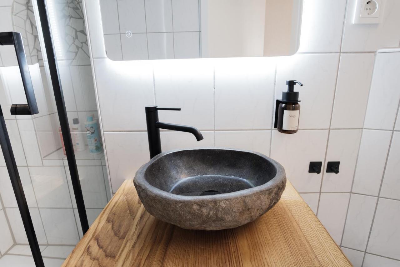 Neu / Design / Altstadt / Kueche / Netflix 바드사킹겐 외부 사진