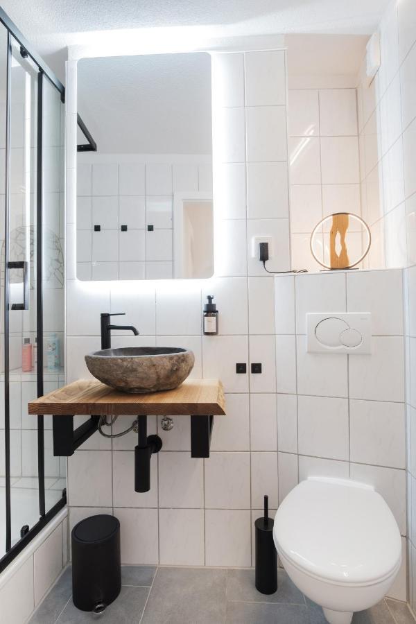 Neu / Design / Altstadt / Kueche / Netflix 바드사킹겐 외부 사진